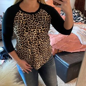 Super soft leopard print tee